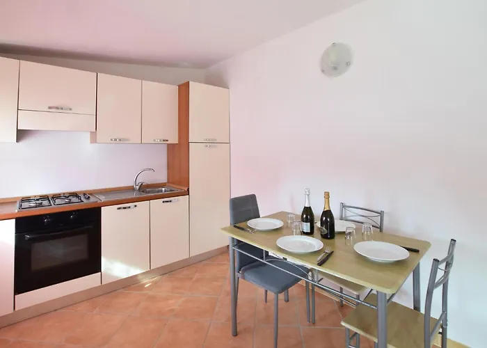 Apartamento 1 Bedroom Stunning In *